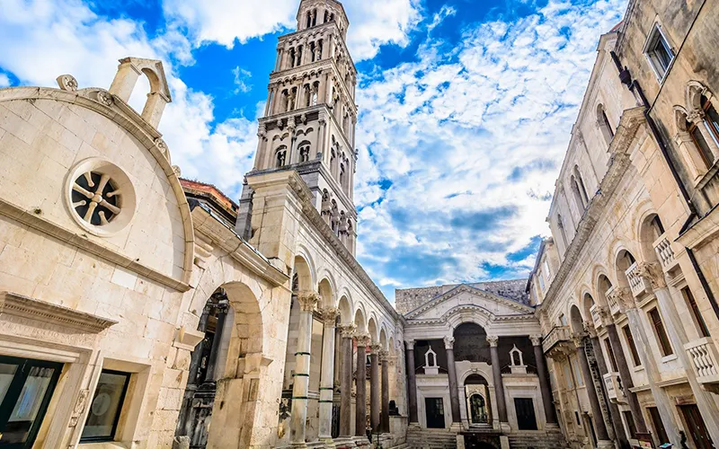 5d8f593839270690842330 Mirari Hotel